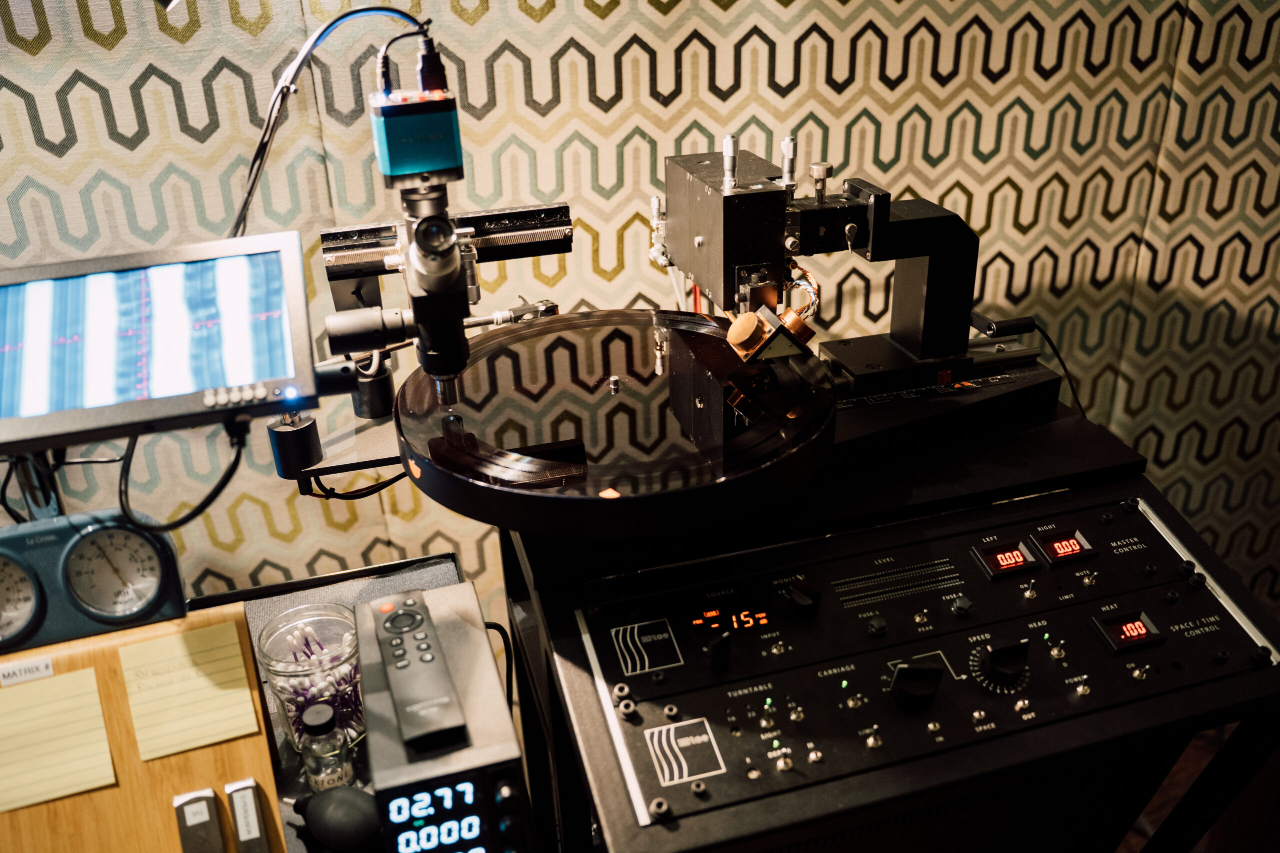 WNXP MUSIC CITIZENS VINYL-01